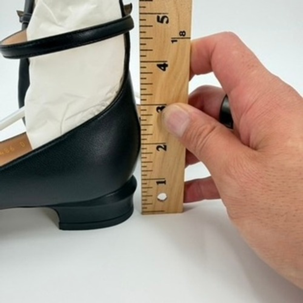 Valentino Garavani Black Leather Ankle Strap Flats TWDS0486 NK2 Size 37.5 - Picture 9 of 12